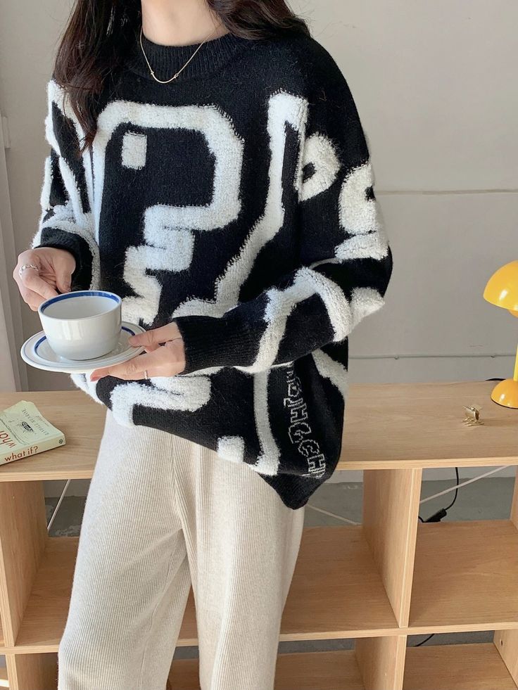 Women Oversized Sweater - Soft Knit - Round Neck - Full Coverage - Versatile