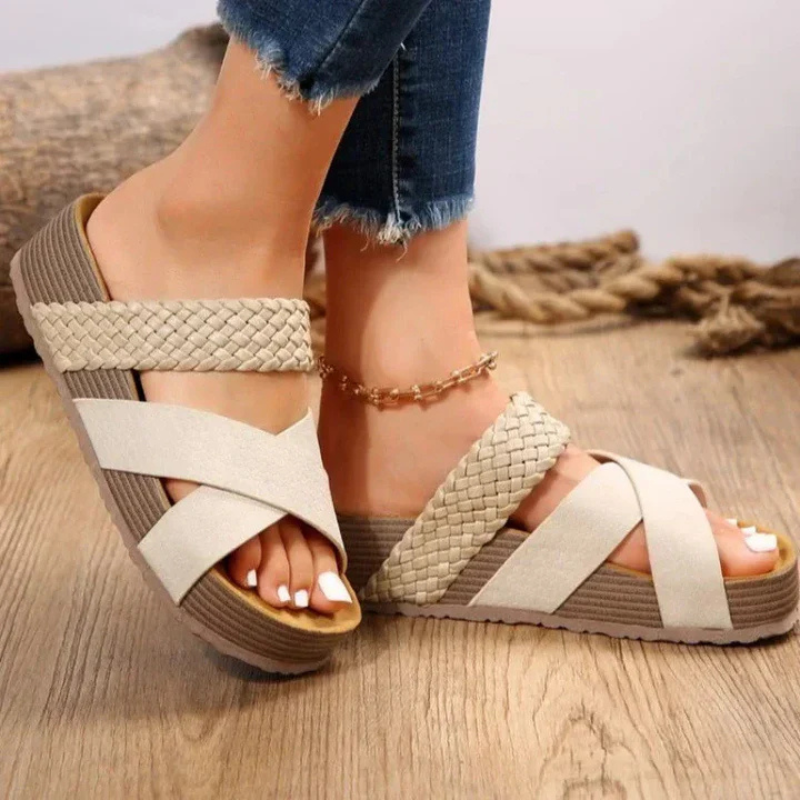 Sandales femme – Bout ouvert – Brides tressées effet reptile – Semelle épaisse confort