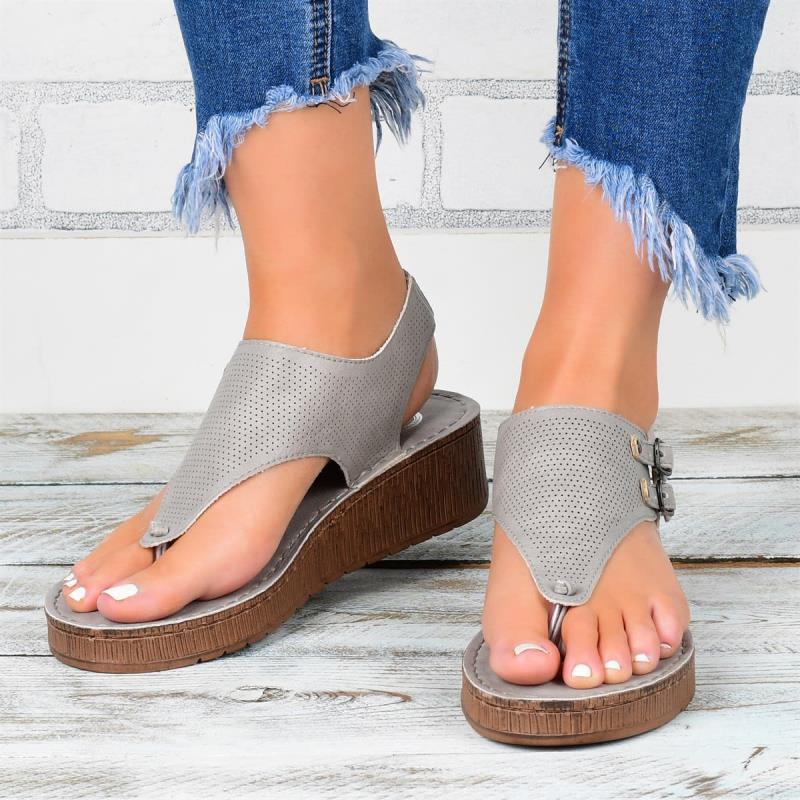 Sandales plateforme femme – Semelle épaisse – Dessus perforé – Bout ouvert – Bride à boucle