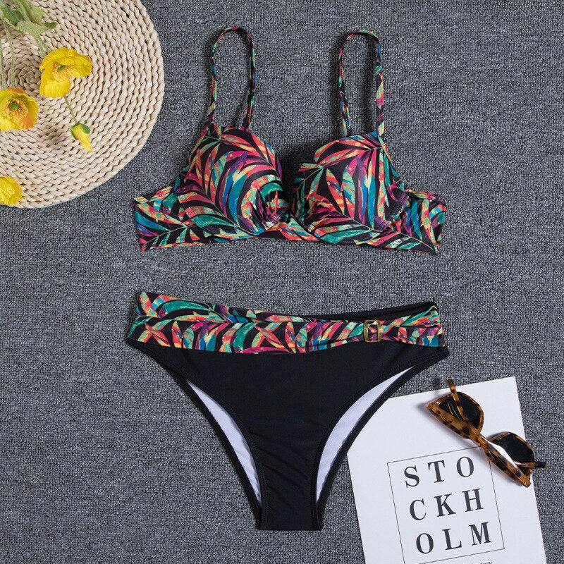 Bikini femme – Ensemble deux pièces – Bretelles réglables – Imprimé fleuri – Haut froncé