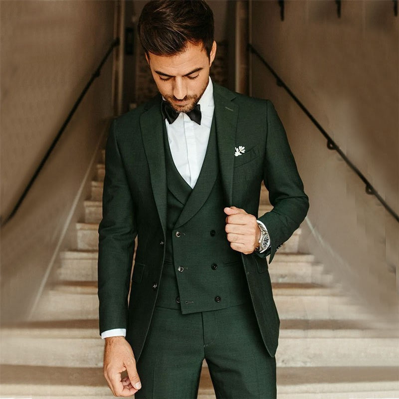 Costume homme 3 pièces – Coupe slim – Tissu luxe – Gilet croisé – Tenue formelle