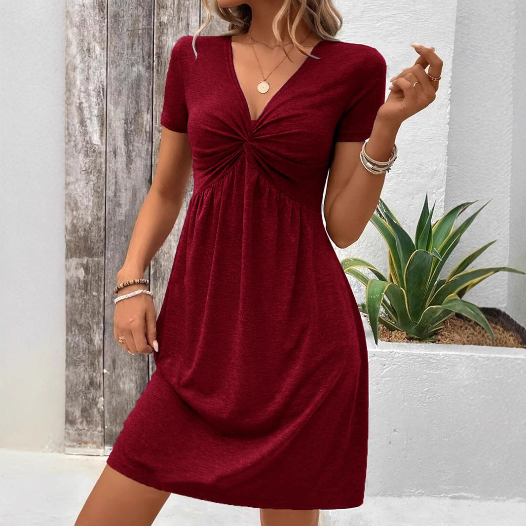 Robe femme – Maille douce – Coupe décontractée – Col en V – Manches courtes – Détail torsadé