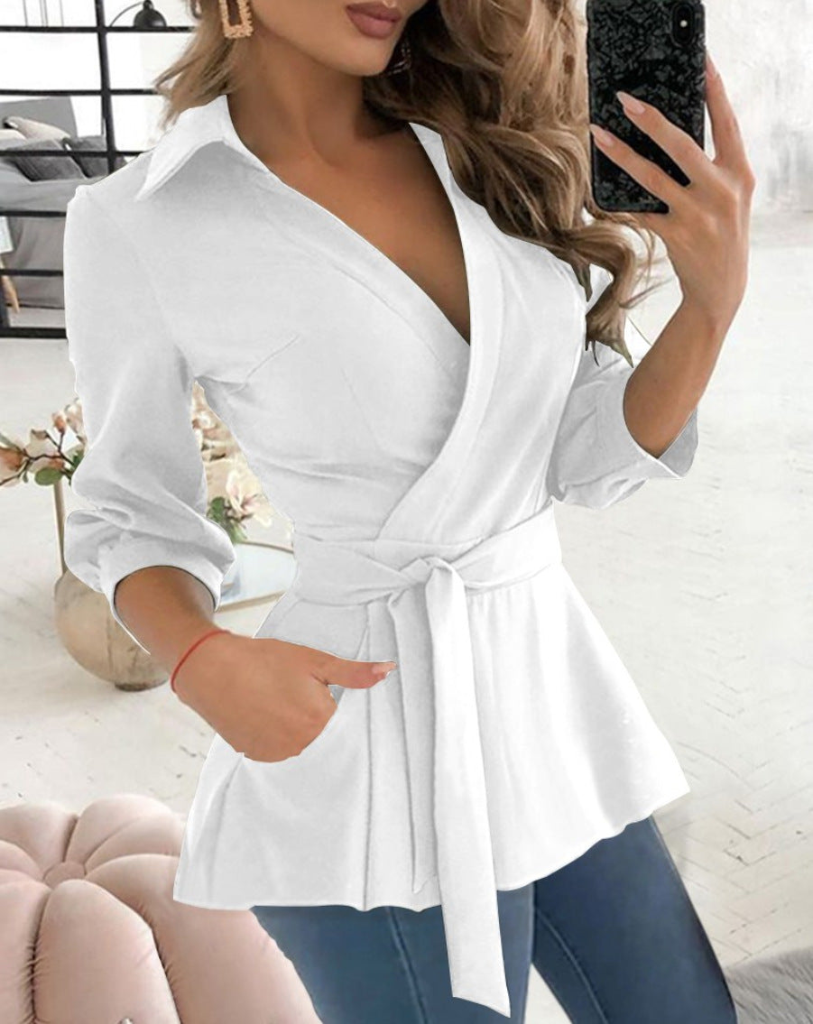 Blouse femme – Coupe cintrée – Col classique – Manches longues – Décolleté en V