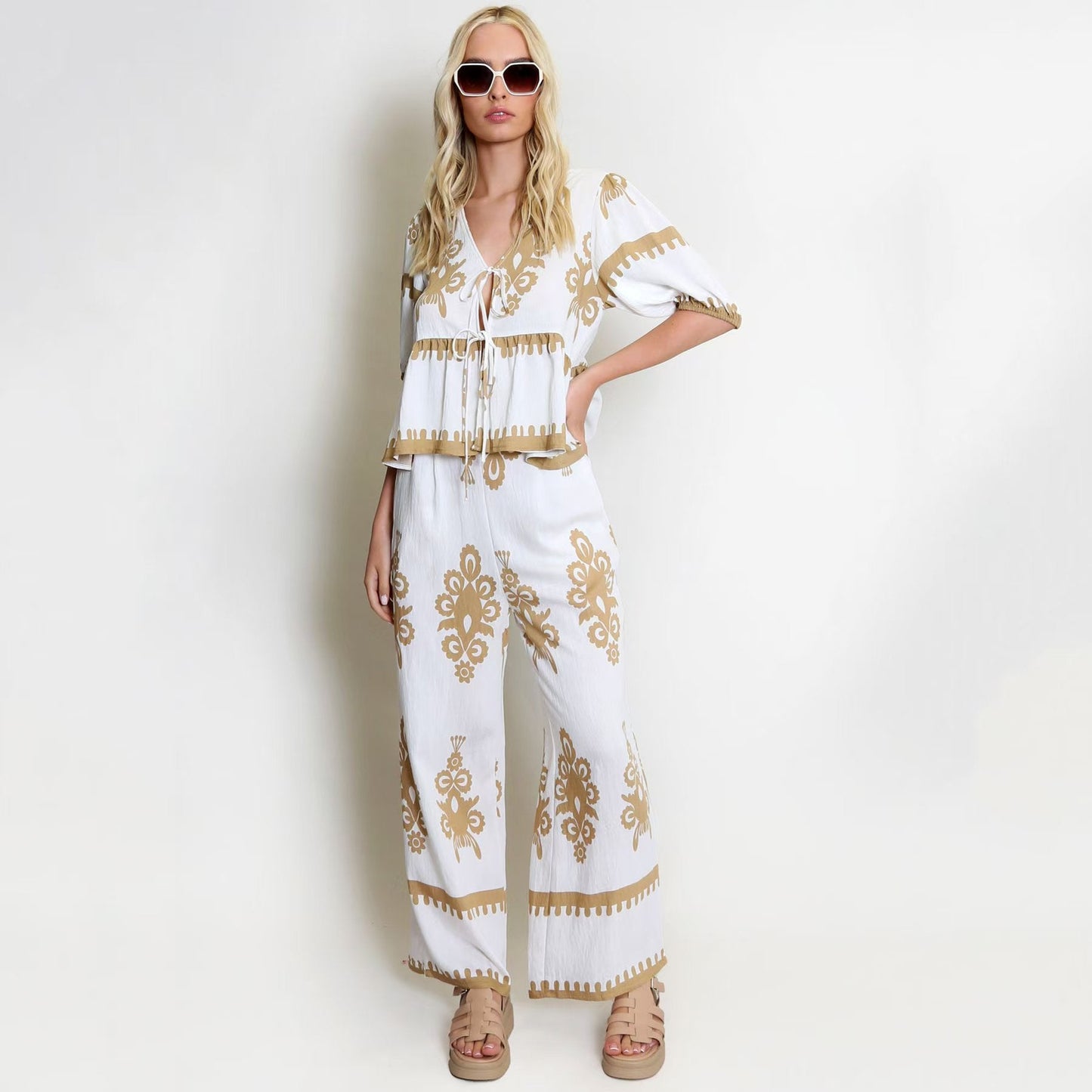 Ensemble Femme Deux Pièces – Haut Nœud Court – Pantalon Large