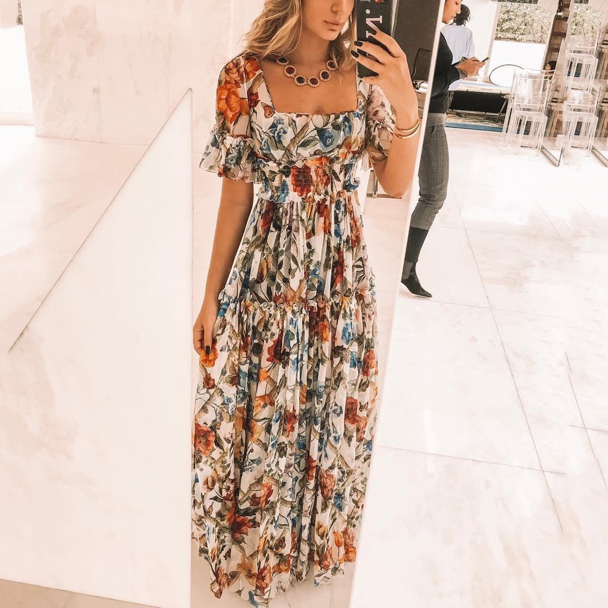 Robe longue femme – Coupe fluide – Bustier smocké – Manches volantées – Tissu respirant