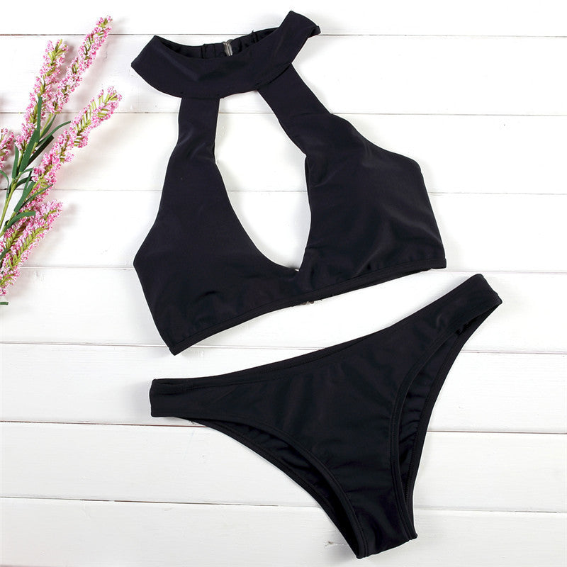 Bikini femme – Décolleté ajouré – Maintien dos nu – Tissu stretch ajusté