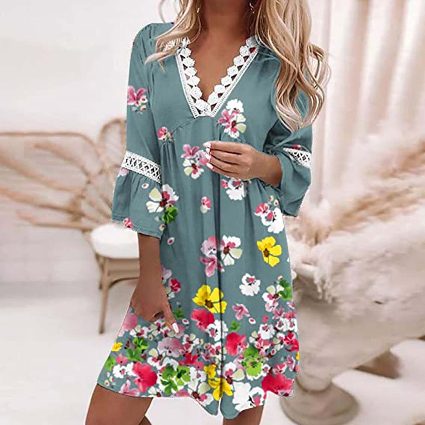 Robe femme mi-longue – Coupe ample – V-col – Dentelle – Imprimé fleuri – Tissu léger