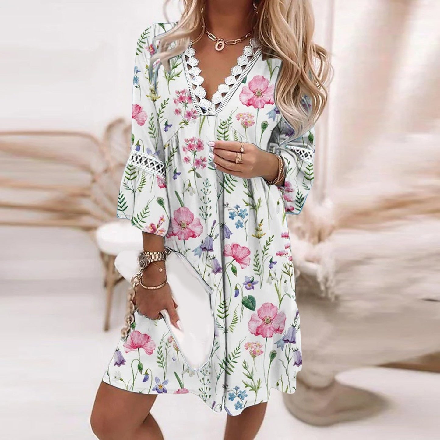 Robe femme mi-longue – Coupe ample – V-col – Dentelle – Imprimé fleuri – Tissu léger