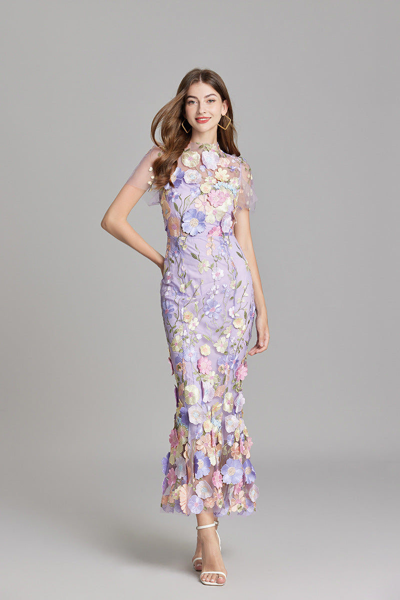 Robe longue femme – Tissu mesh brodé – Coupe ajustée – Col montant transparent