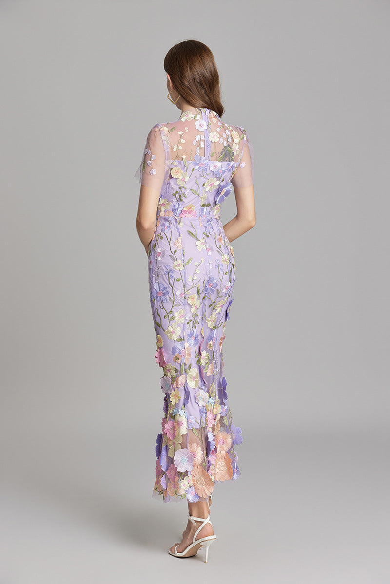 Robe longue femme – Tissu mesh brodé – Coupe ajustée – Col montant transparent