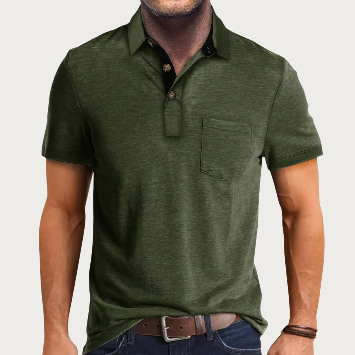 Polo homme – Maille douce – Coupe droite – Manches courtes – Poche poitrine
