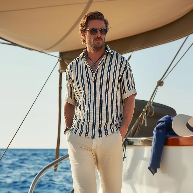 Chemise homme à manches courtes – Coupe décontractée – Col V – Rayures verticales
