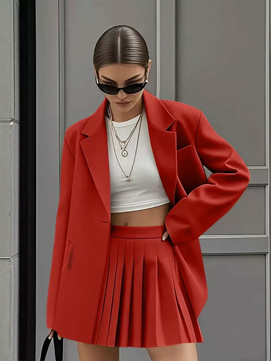 Ensemble tailleur jupe plissée femme – Blazer coupe décontractée – Mini taille haute – Poches à rabat