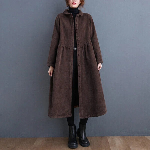 Manteau femme – Coupe oversize – Longueur mi-mollet – Côtelé – Boutonné devant