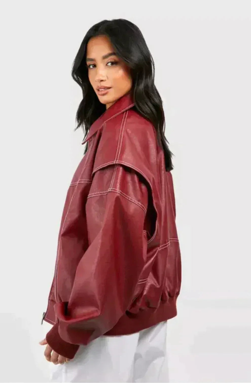 Veste femme en cuir – Coupe oversize – Fermeture zippée – Poignets côtelés