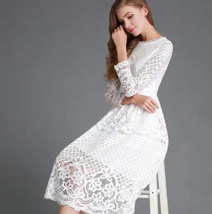 Women's midi dress – Floral lace – Long sleeves – Elegant flared cut