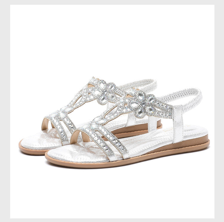Sandales plates femme – Bout ouvert – Strass floraux – Bride arrière – Découpes élégantes