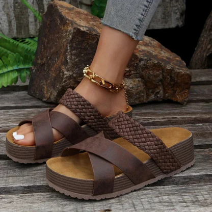 Sandales femme – Bout ouvert – Brides tressées effet reptile – Semelle épaisse confort
