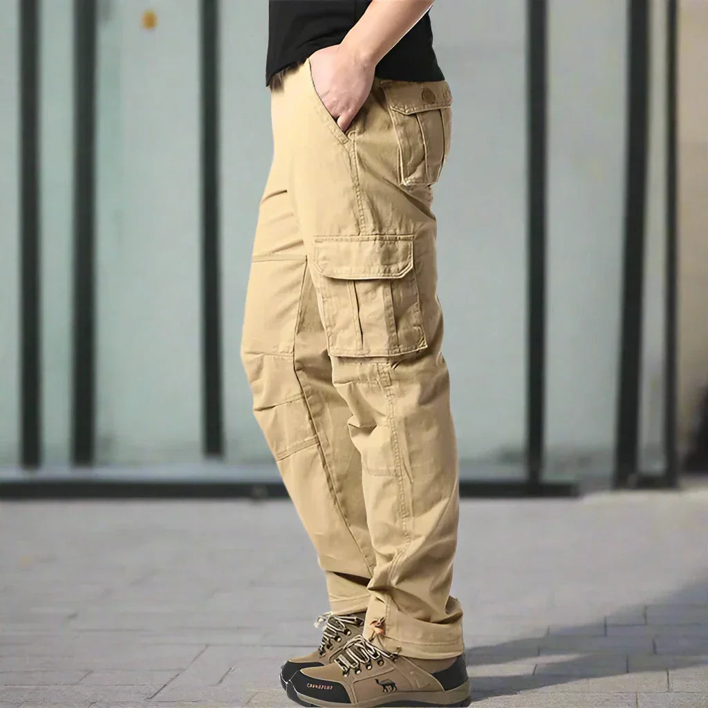 Men's cargo pants – Relaxed fit – Natural fibers – Functional pockets