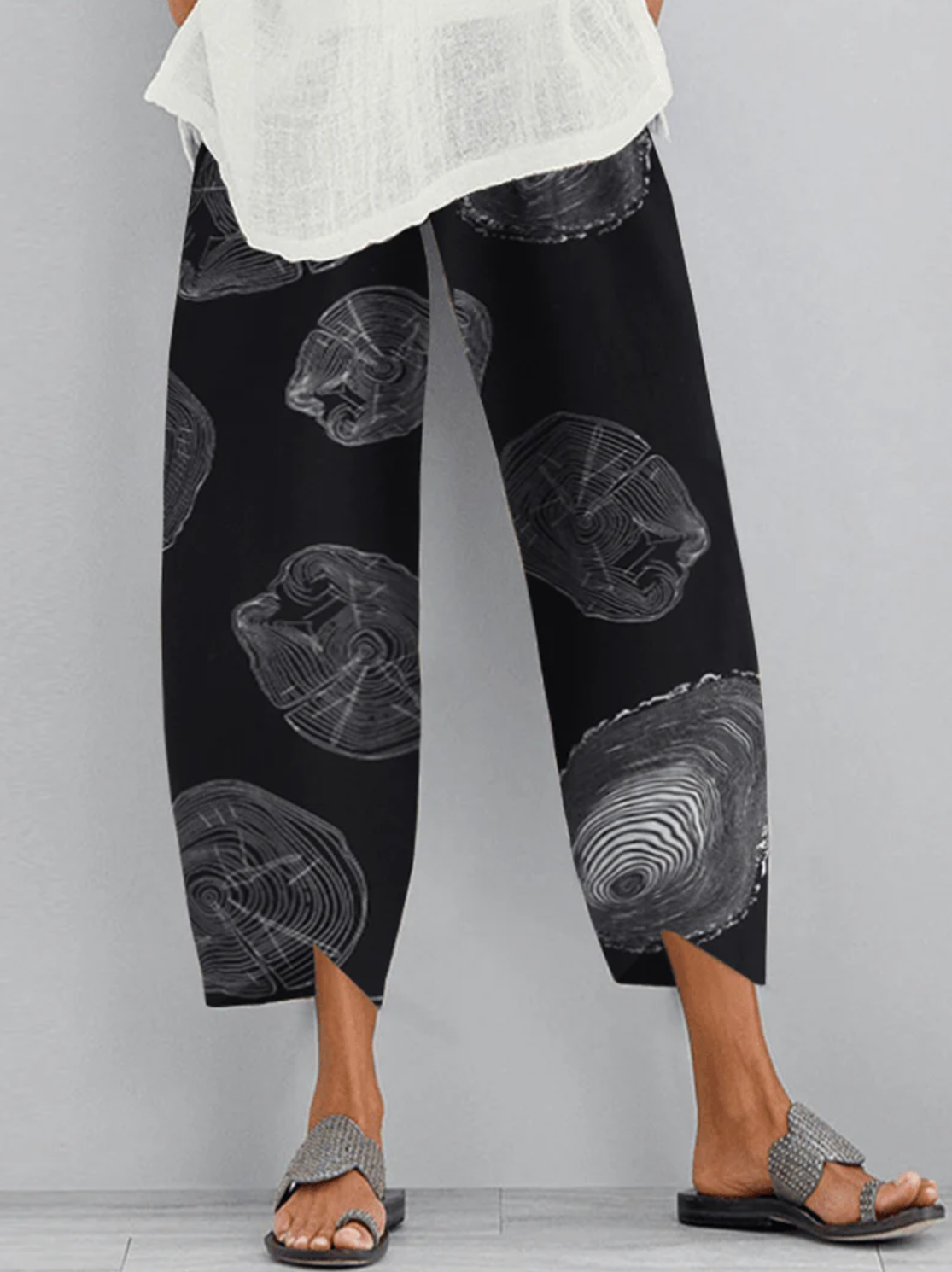Pantalon femme large – Coupe décontractée – Tissu respirant – Motif abstrait – Longueur totale