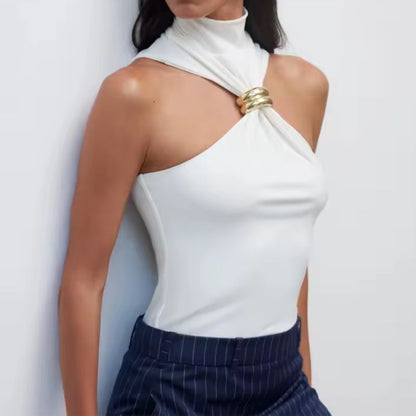 Débardeur femme – Coupe slim – Encolure dos nu – Détail anneau métal – Maille douce