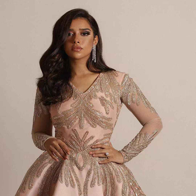 Women's evening dress – Plunging neckline – Long sleeves – Sequins – Flared cut