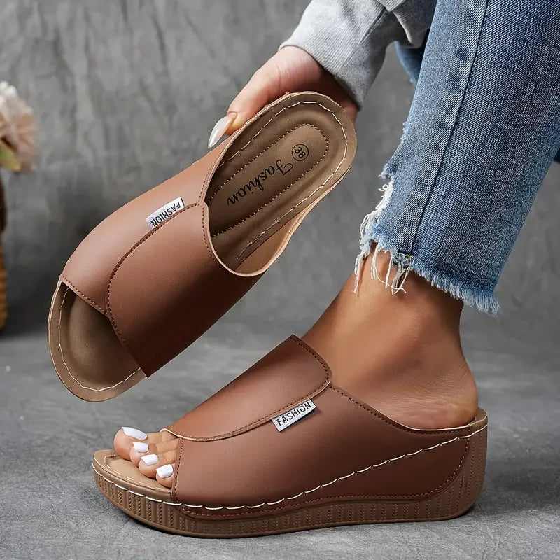 Femme Mules en Cuir - Silhouette Aérodynamique - Confort Versatile - Design Élégant