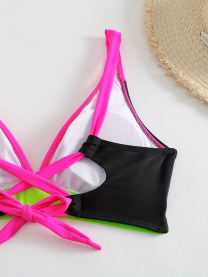 Bikini femme – Haut col V froncé – Bas taille haute – Coupe galbante