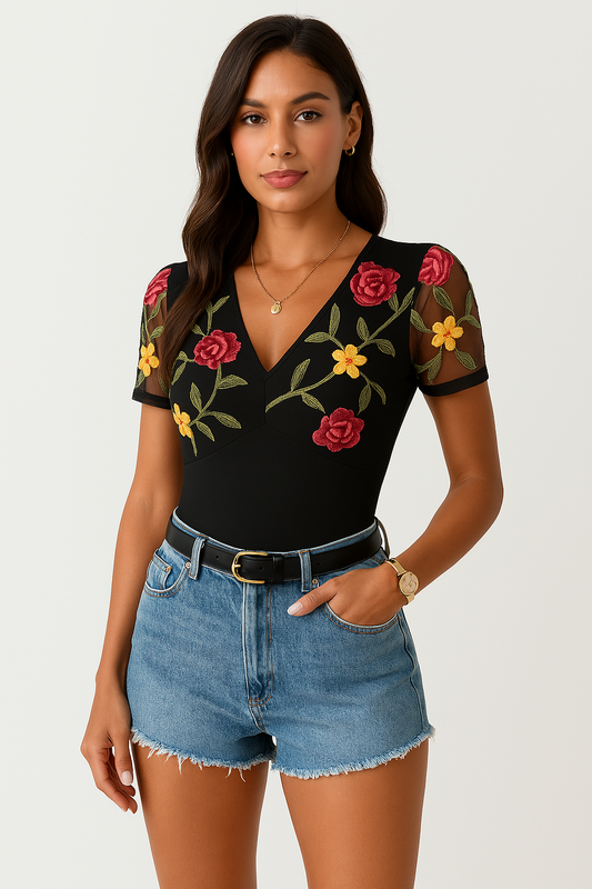 Body femme – Coupe moulante – Manches courtes en tulle – Broderie florale – Décolleté V