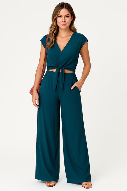 Women's 2-piece set – Cropped tie-front V-neck top – High-waisted wide-leg pants