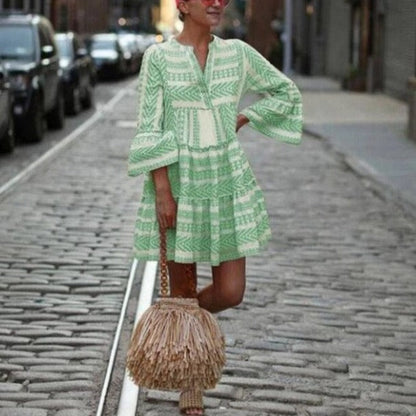 Robe bohème femme – Coupe évasée – Tissu respirant – Manches évasées – Col en V