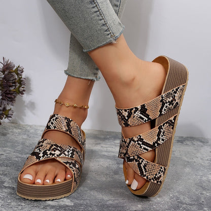 Sandales femme – Semelle plateforme – Brides croisées tressées – Bout ouvert respirant