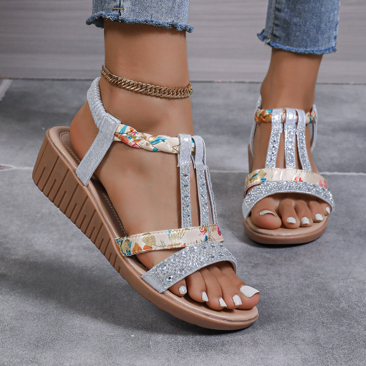 Sandales Compensées Femme – Bout Ouvert – T-Brides Strass – Style Bohème Fleuri