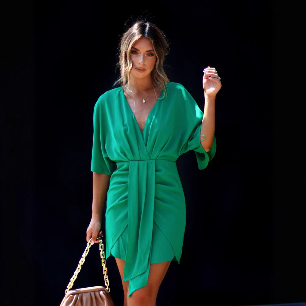 Robe patineuse femme – Décolleté en V – Taille drapée – Coupe fluide – Mini longueur
