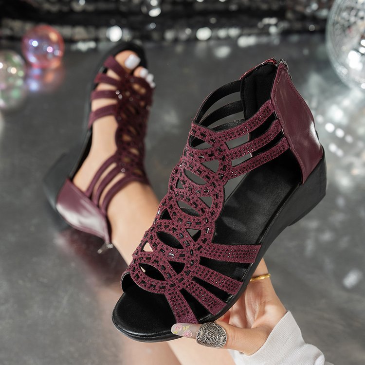 Sandales femme – Talon moyen – Bout ouvert – Design ajouré élégant