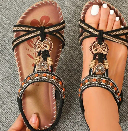 Sandales plates femme – Bout ouvert – Strass et perles – Bride tressée bohème