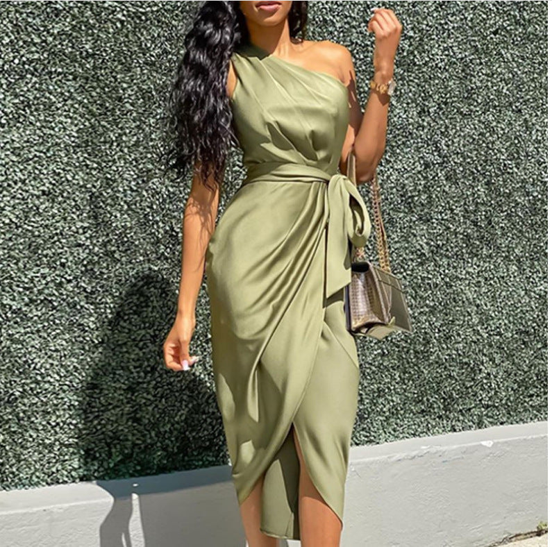 Robe midi femme – Coupe ajustée – Épaule unique – Détail noué – Drapé élégant