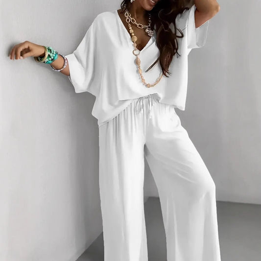 Ensemble Femme Haut Col V et Pantalon Large – Coupe Ample – Tissu Respirant Doux