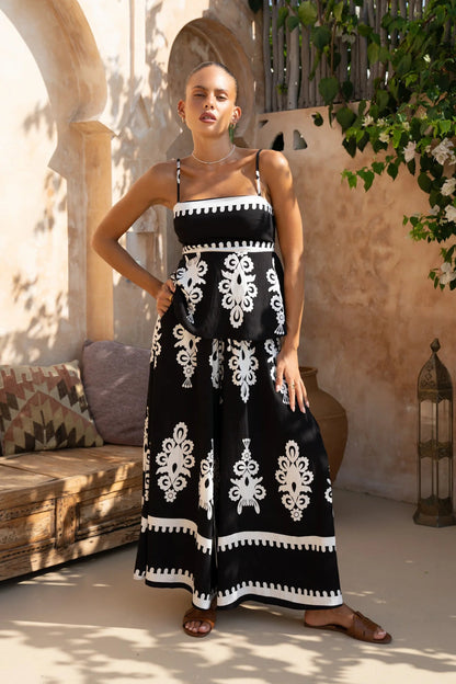Ensemble Femme Deux Pièces – Haut Péplum Bretelles Fines – Motif Ethnique – Tissu Léger