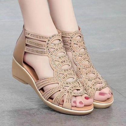 Sandales femme – Talon moyen – Bout ouvert – Design ajouré élégant