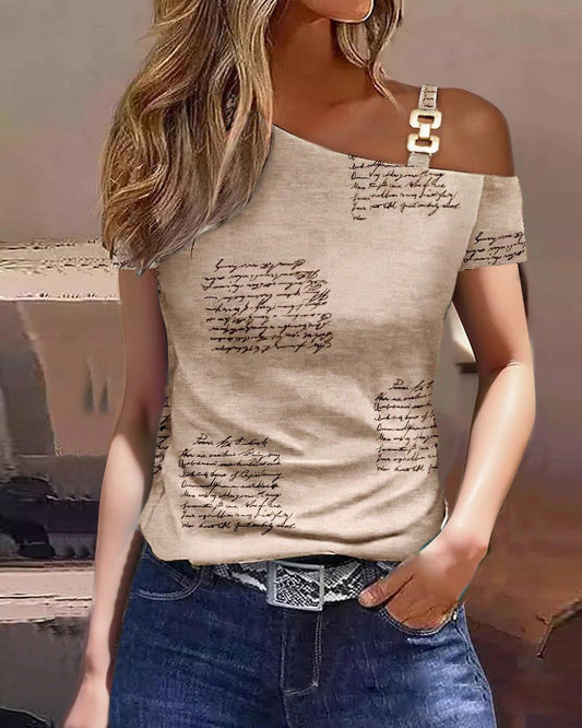 Haut femme – Coupe décontractée – Épaule dénudée – Bretelle chaîne – Motif script