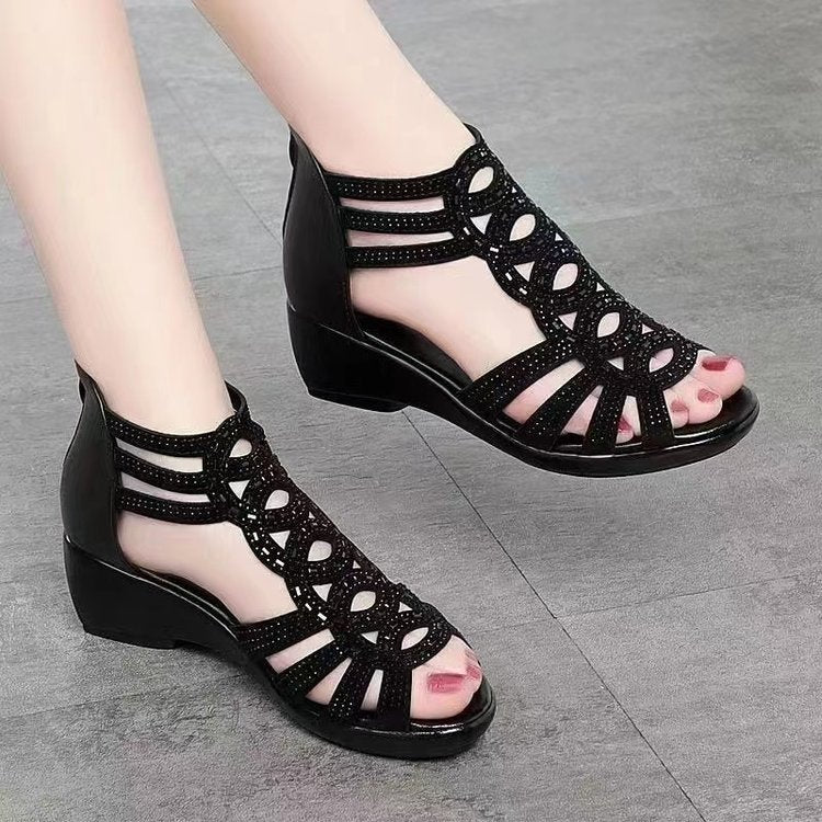 Sandales femme – Talon moyen – Bout ouvert – Design ajouré élégant