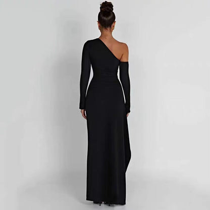 Women's long dress – Fitted cut – Off-the-shoulder – Elegant slit