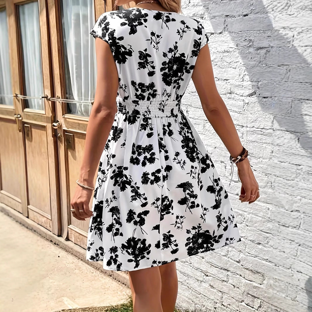 Robe Femme Évasée – Décolleté Plongeant – Manches Volantes – Taille Smockée – Tissu Respirant