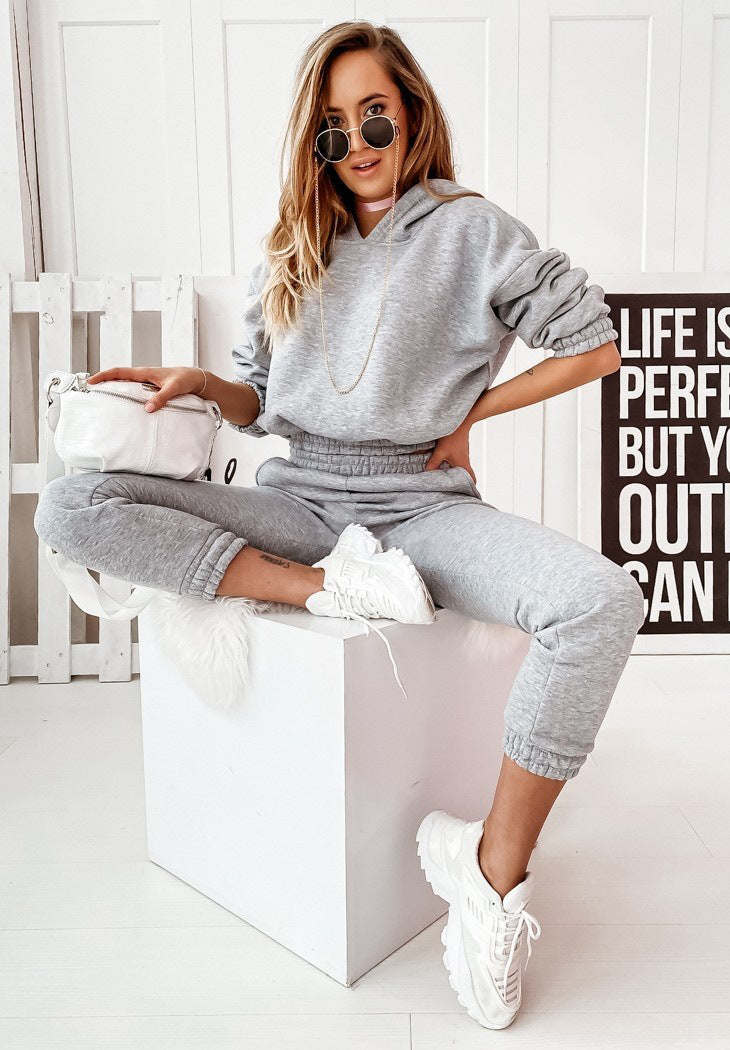 Women's Tracksuit – Loose Fit – Drawstring Hood – Elasticated Bottoms