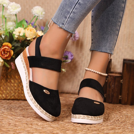 Sandales compensées femme – Bout fermé – Brides larges – Semelle jute – Style décontracté