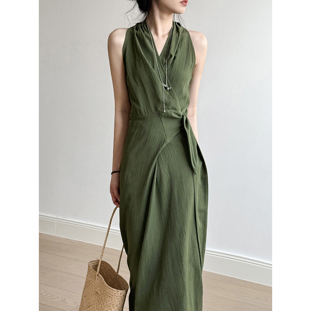 Women's long dress – Halter neck – Fitted cut – V-neckline – Tied waist