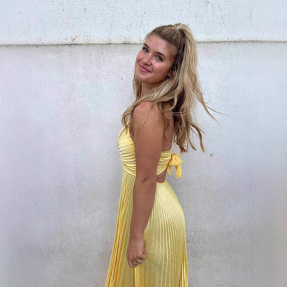 Robe Longue Femme – Décolleté V – Tissu Fluide Plissé – Bretelles Fines Élégantes