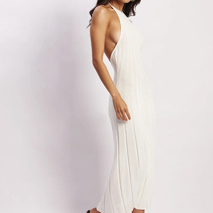 Robe midi femme – Maille douce – Coupe ajustée – Col halter – Jupe plissée