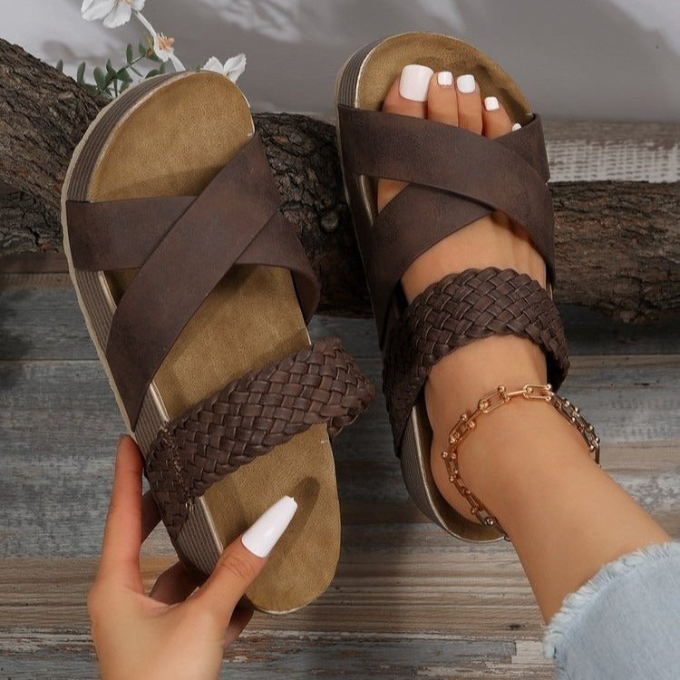 Sandales femme – Semelle plateforme – Brides croisées tressées – Bout ouvert respirant